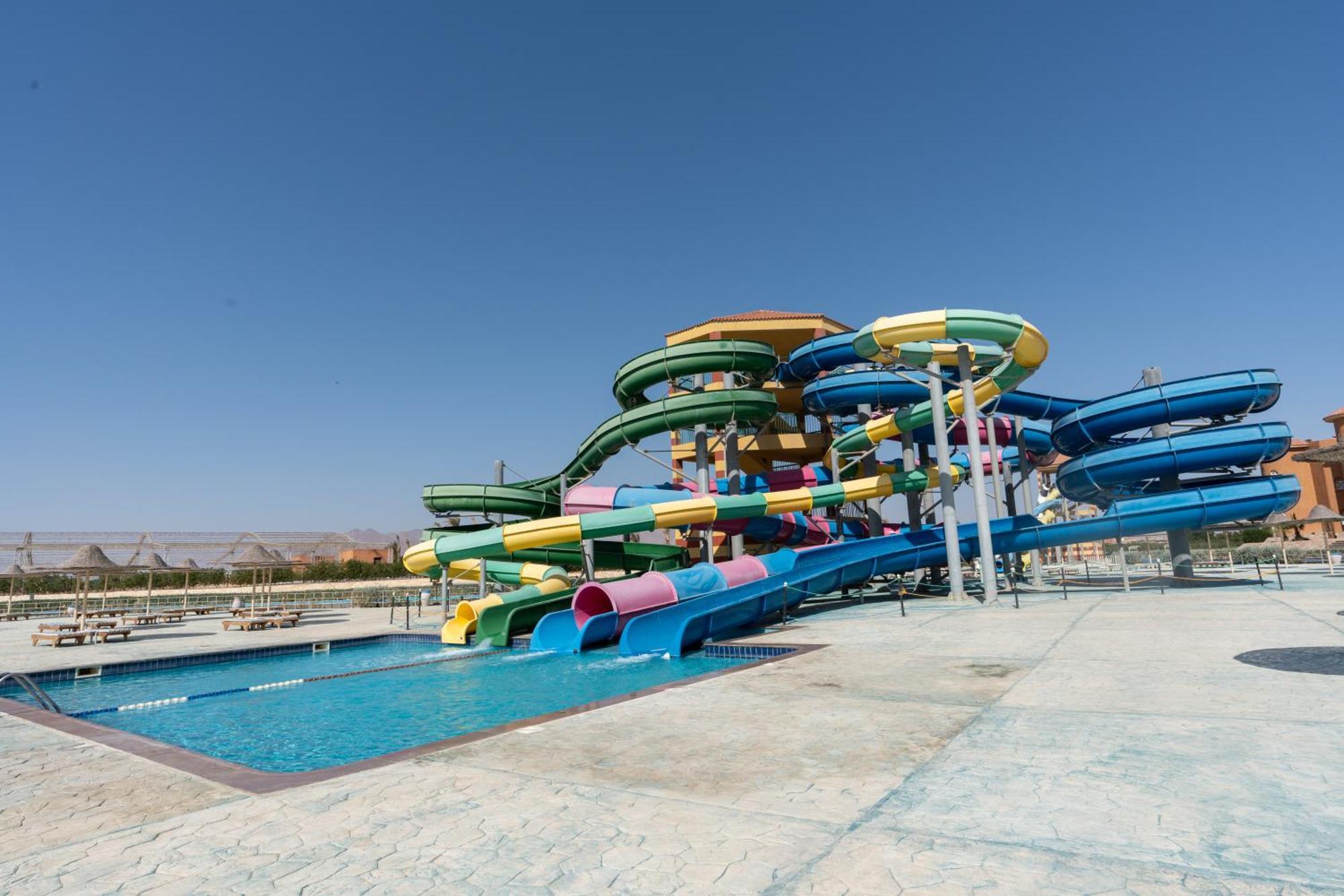 Parrotel Lagoon Waterpark Resort Sharm El-Sheikh Exterior foto